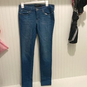 Levi women’s skinny jeans